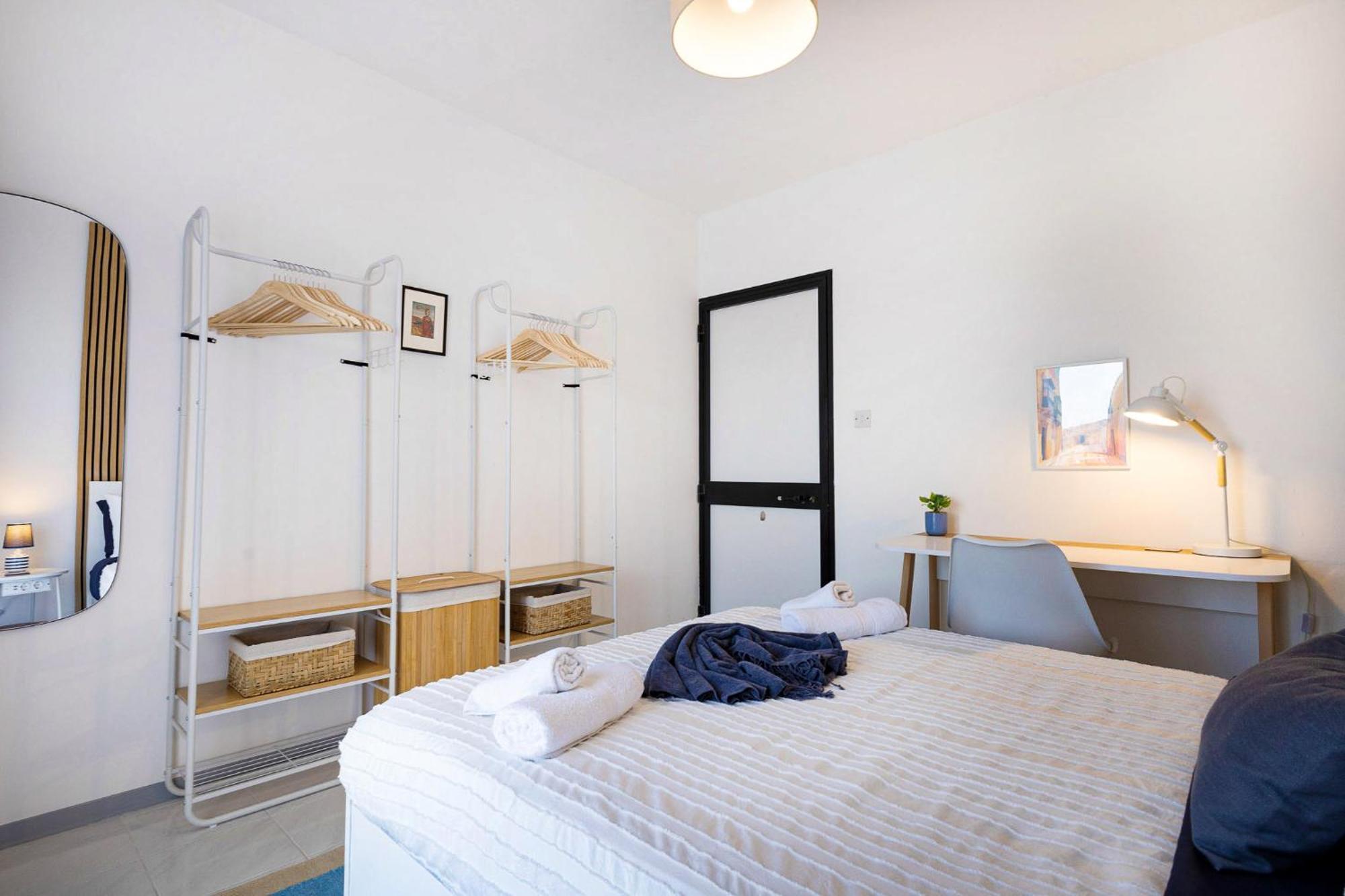 Spacious 2Br Penthouse With A Large Front-Terrace - Close To Bugibba Perched Beach St. Paul's Bay Buitenkant foto