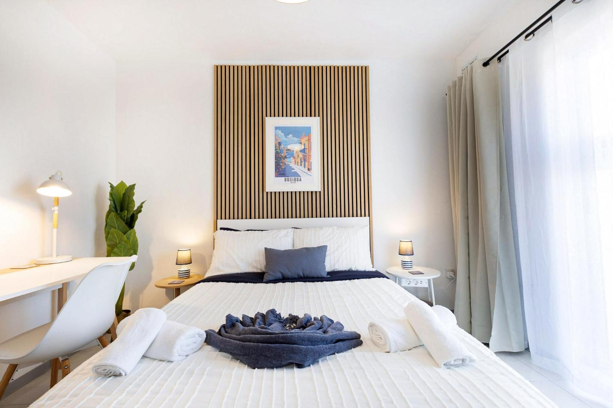 Spacious 2Br Penthouse With A Large Front-Terrace - Close To Bugibba Perched Beach St. Paul's Bay Buitenkant foto